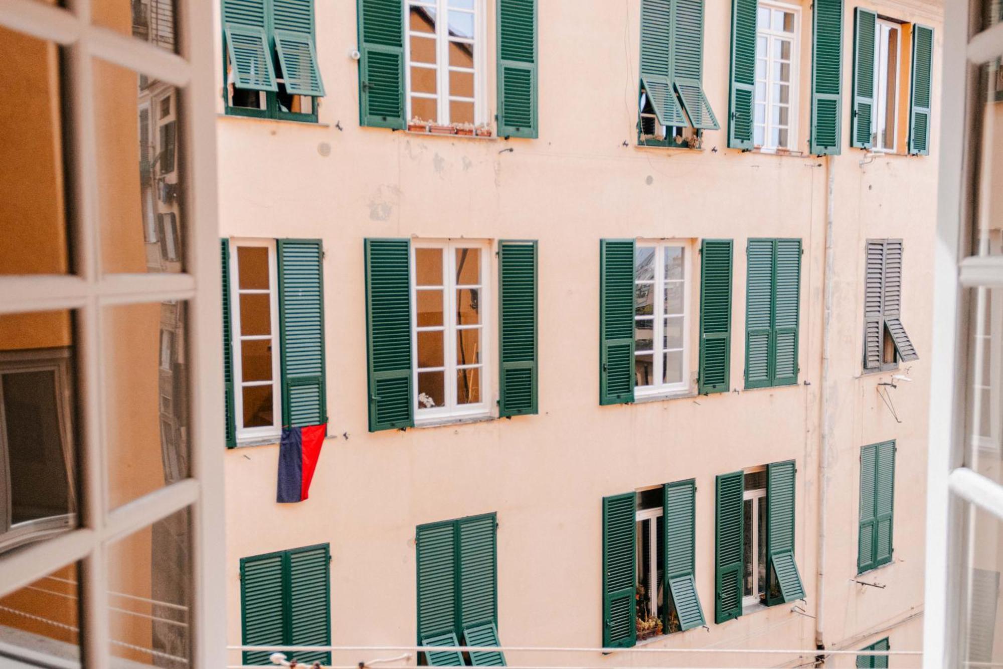 Apartment Il Nido Luminoso Acquario-genova Centro Storico Genoa